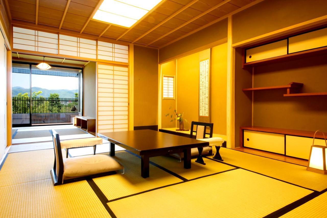 Kyoto Arashiyama Onsen Ryokan Togetsutei 외부 사진
